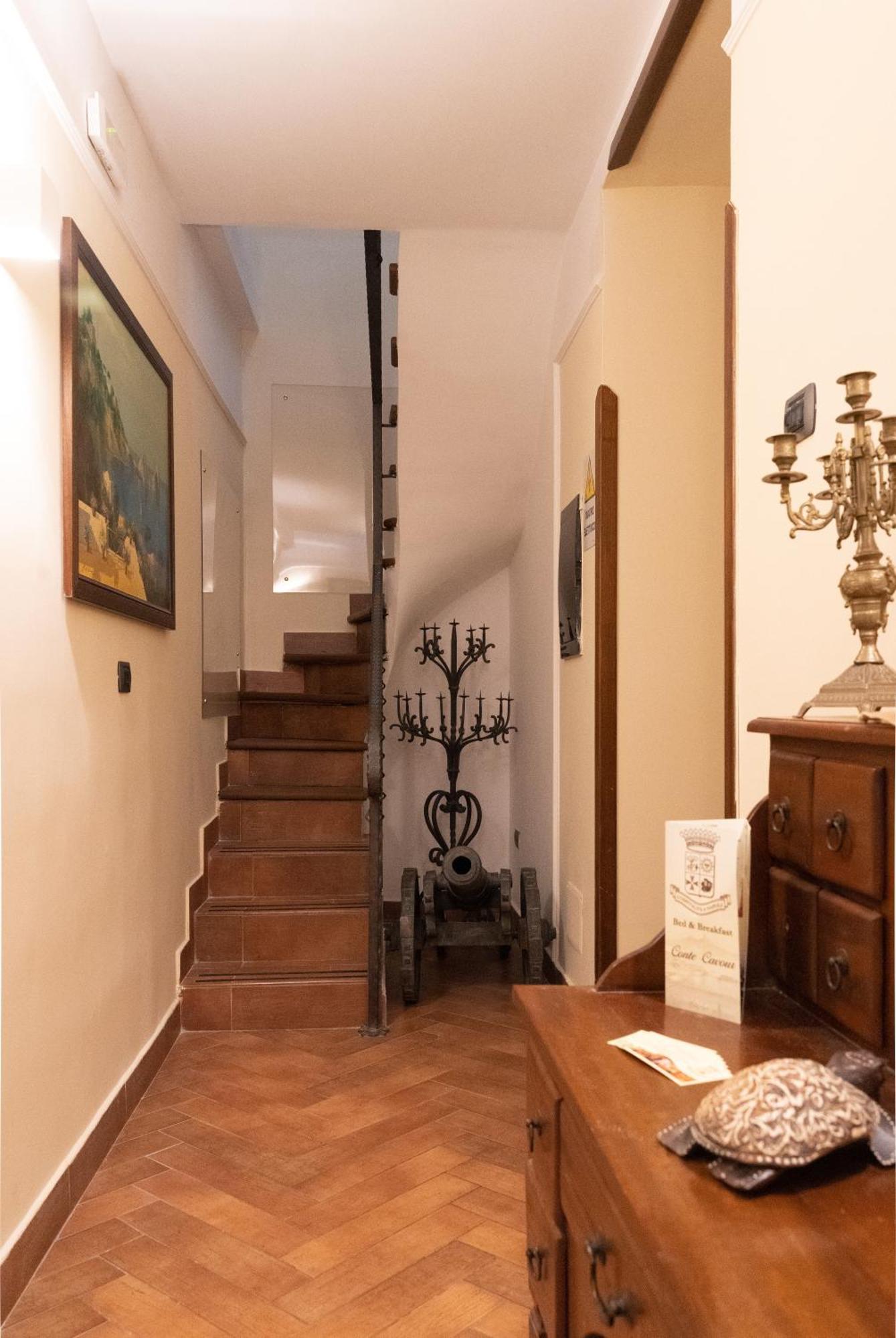 B&B Conte Cavour 나폴리 외부 사진