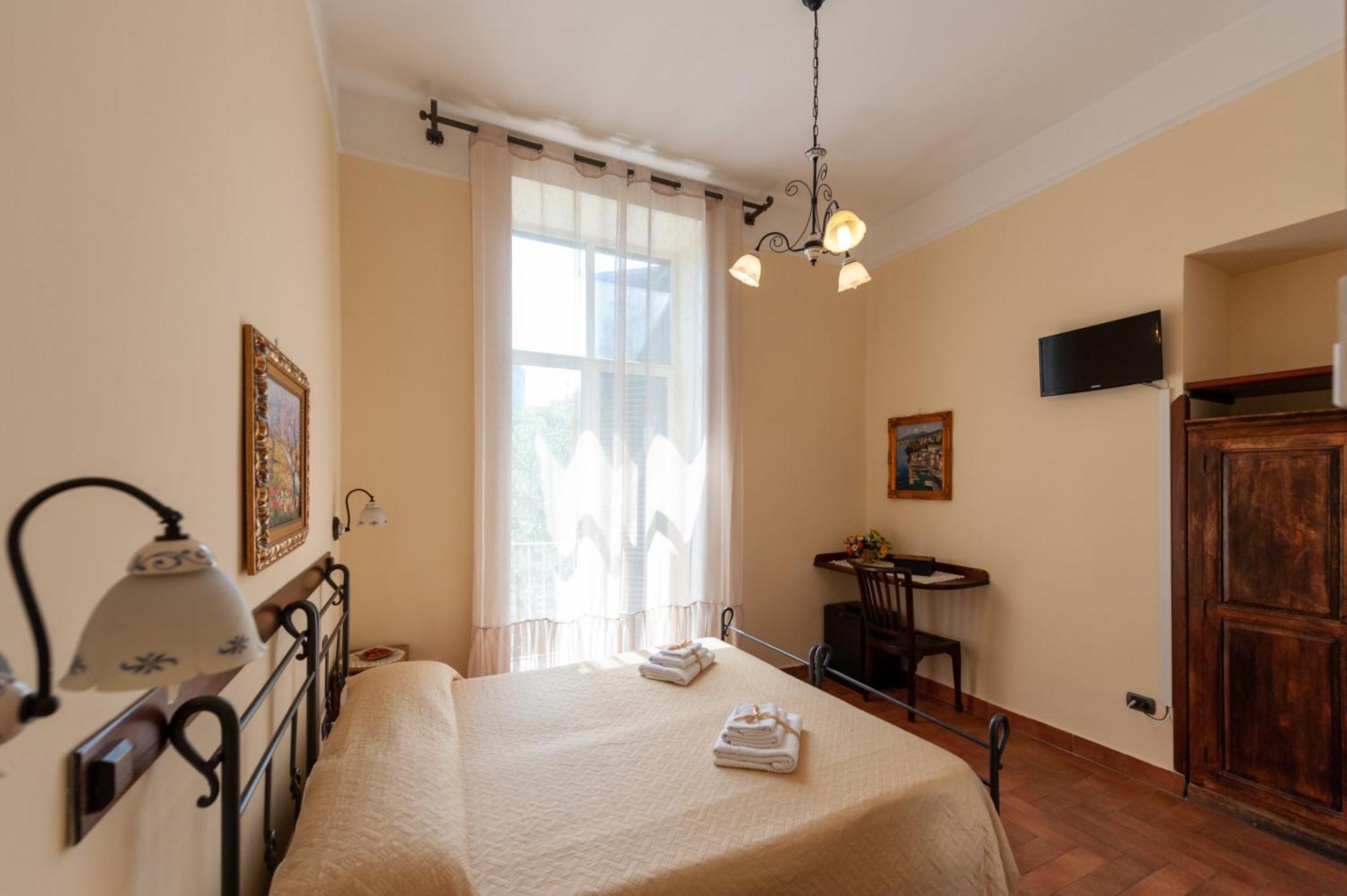 B&B Conte Cavour 나폴리 외부 사진