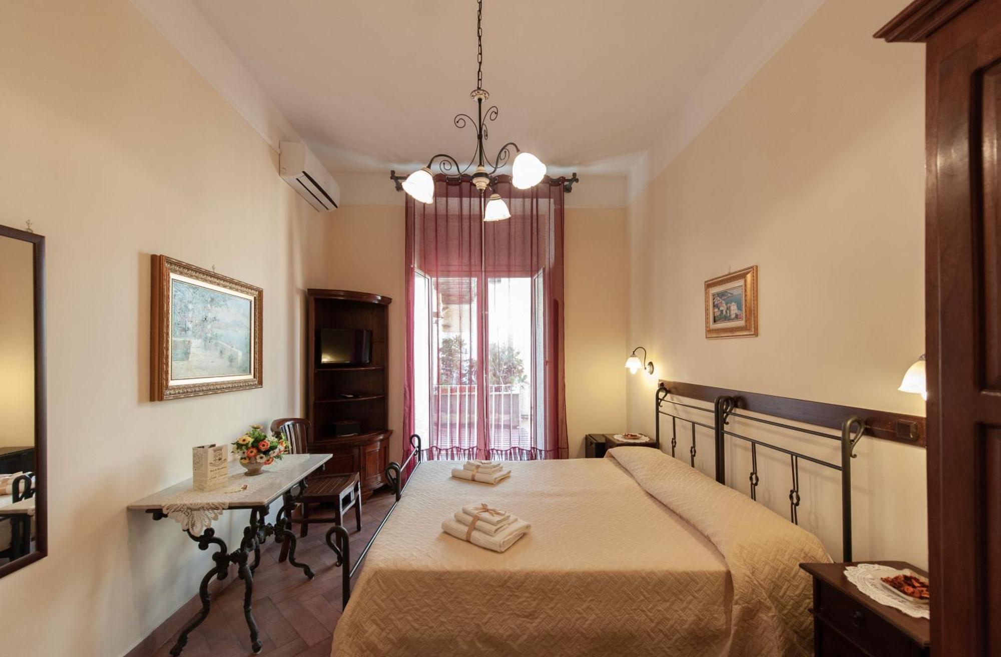 B&B Conte Cavour 나폴리 외부 사진