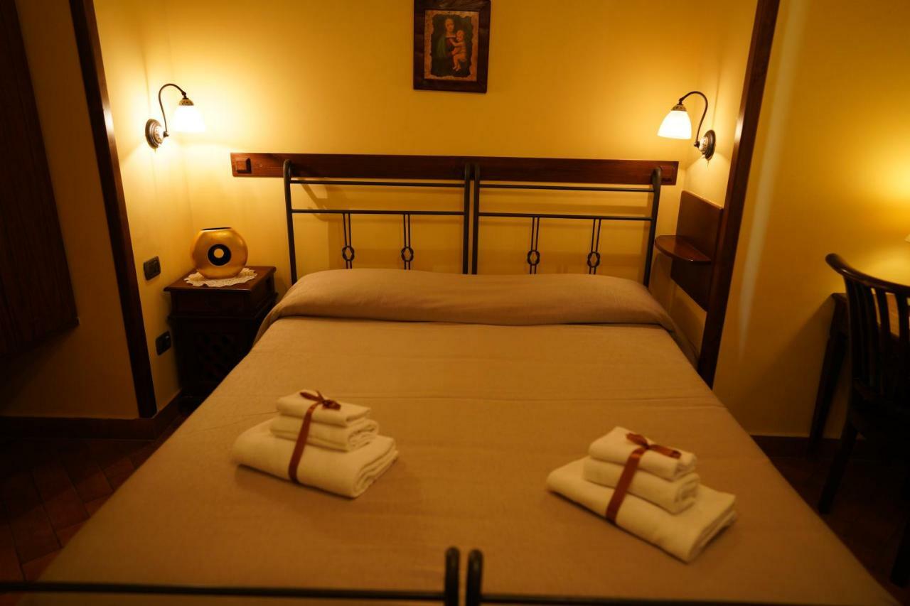 B&B Conte Cavour 나폴리 외부 사진