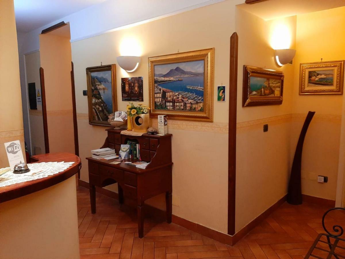 B&B Conte Cavour 나폴리 외부 사진
